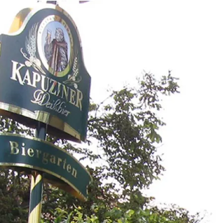 Hotel Traditionsgasthof Gruener Baum Bad Staffelstein