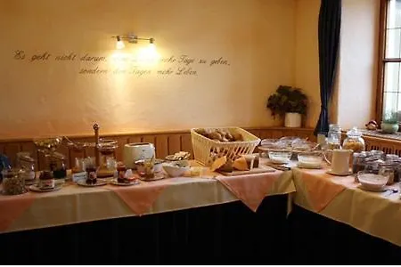 Traditionsgasthof Gruener Baum